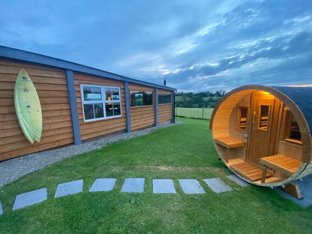 Sleeps 12 Hot Tub Sauna Cinema Pets Welcome Enniskillen Extérieur photo