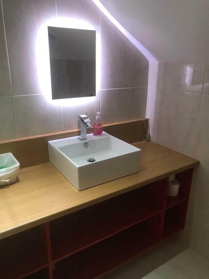 Sleeps 12 Hot Tub Sauna Cinema Pets Welcome Enniskillen Extérieur photo